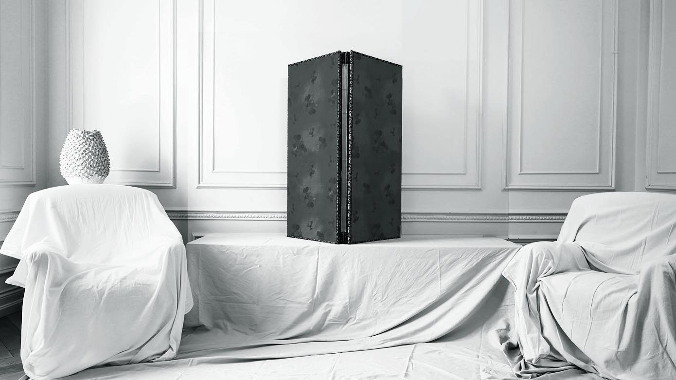 slide show folding screen by Benjamin Gordon