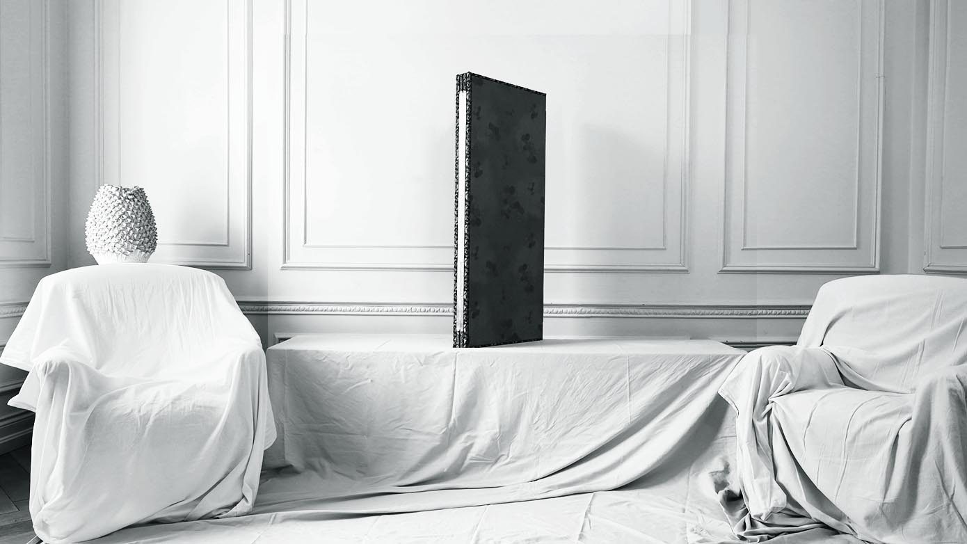 slide show folding screen by Benjamin Gordon